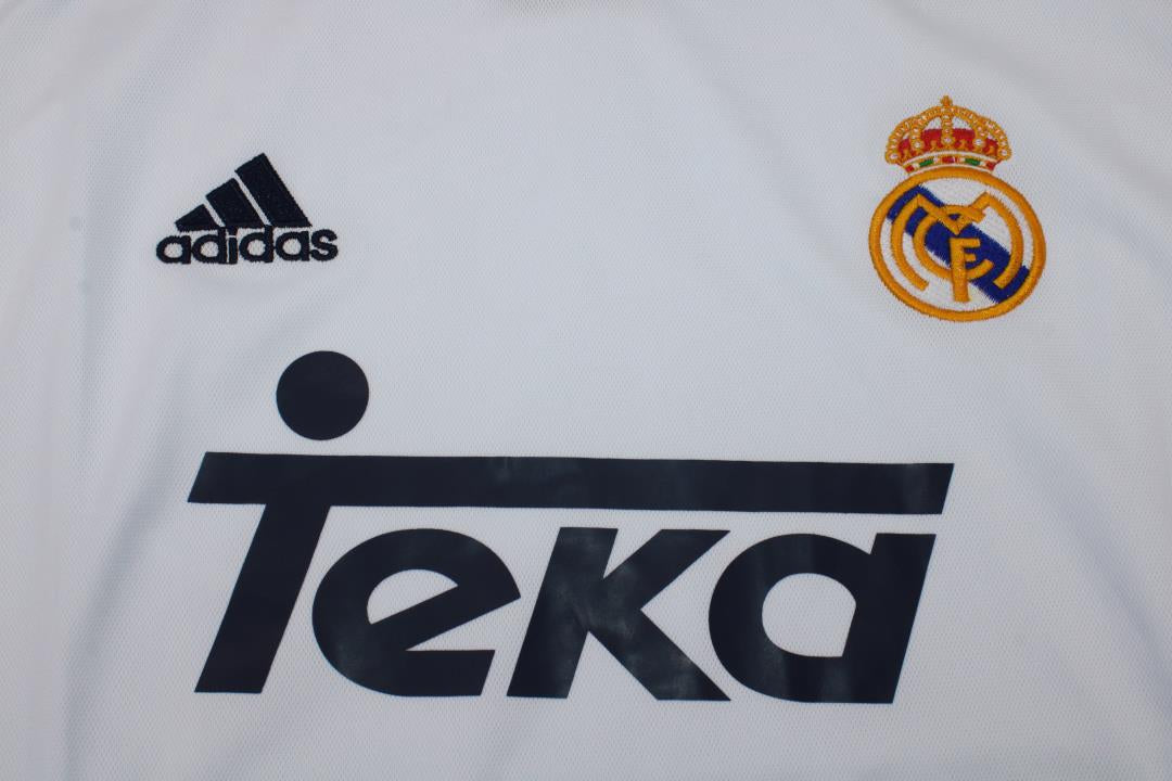 EQUIPACIÓN RETRO REAL MADRID 2000-01