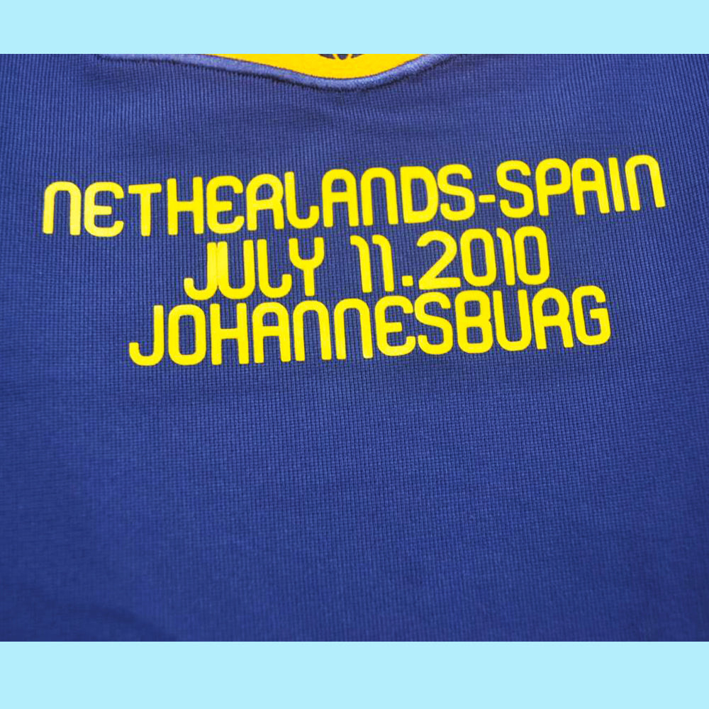 EQUIPACIÓN RETRO ESPAÑA 2010 EDICIÓN FINAL VS HOLANDA SUDÁFRICA 2010