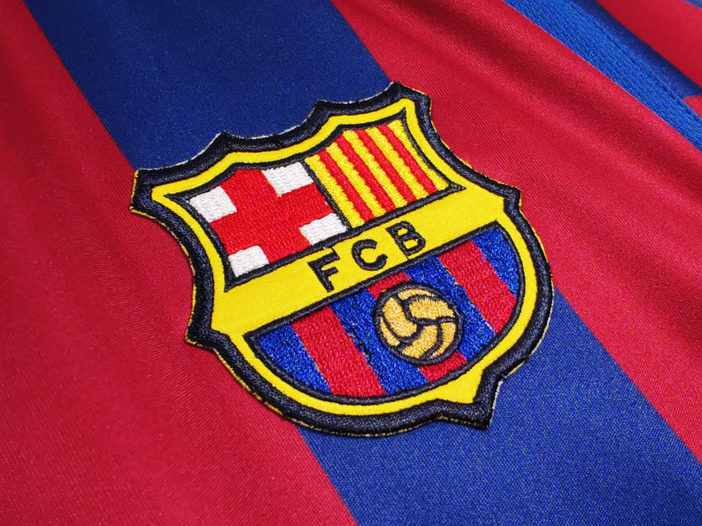EQUIPACIÓN RETRO FC BARCELONA 1995/97