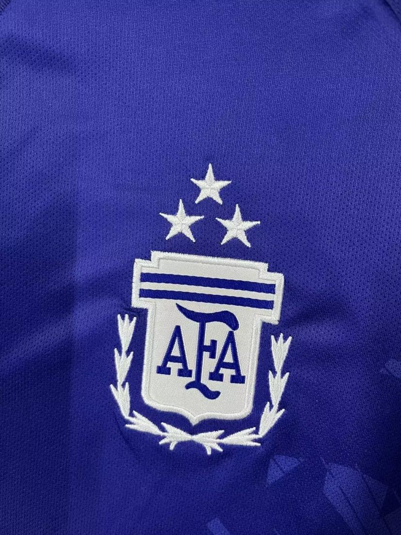 EQUIPACIÓN RETRO ARGENTINA 2022 (3 ESTRELLAS)