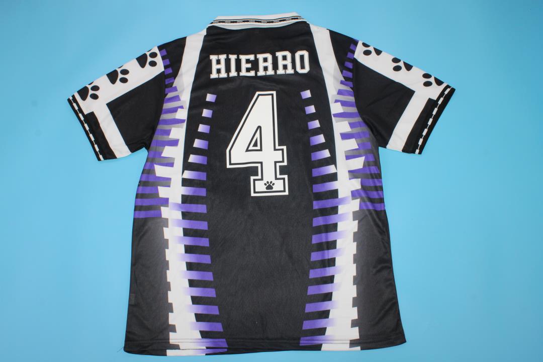 EQUIPACIÓN RETRO REAL MADRID 1997-98
