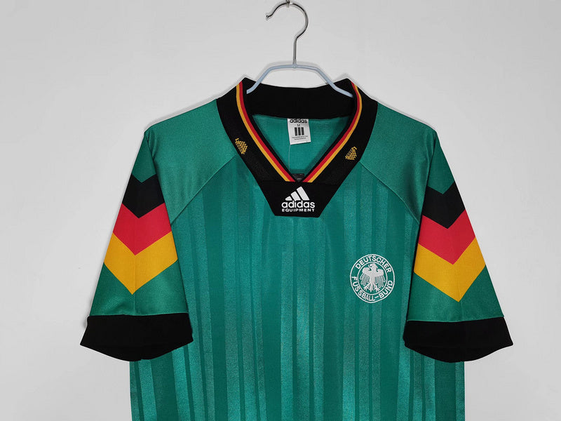 EQUIPACIÓN RETRO ALEMANIA 1992