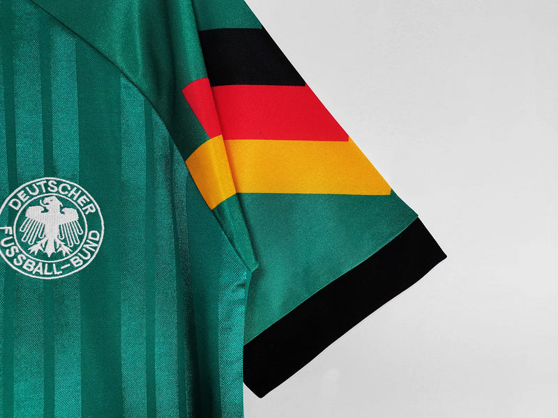 EQUIPACIÓN RETRO ALEMANIA 1992