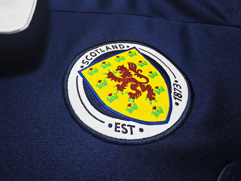 EQUIPACIÓN RETRO ESCOCIA 2012