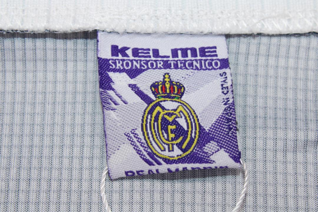 EQUIPACIÓN RETRO REAL MADRID 1997-98