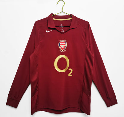 EQUIPACIÓN RETRO: ARSENAL 2005-06 MANGA LARGA