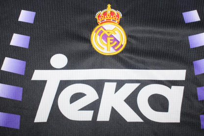 EQUIPACIÓN RETRO REAL MADRID 1997-98