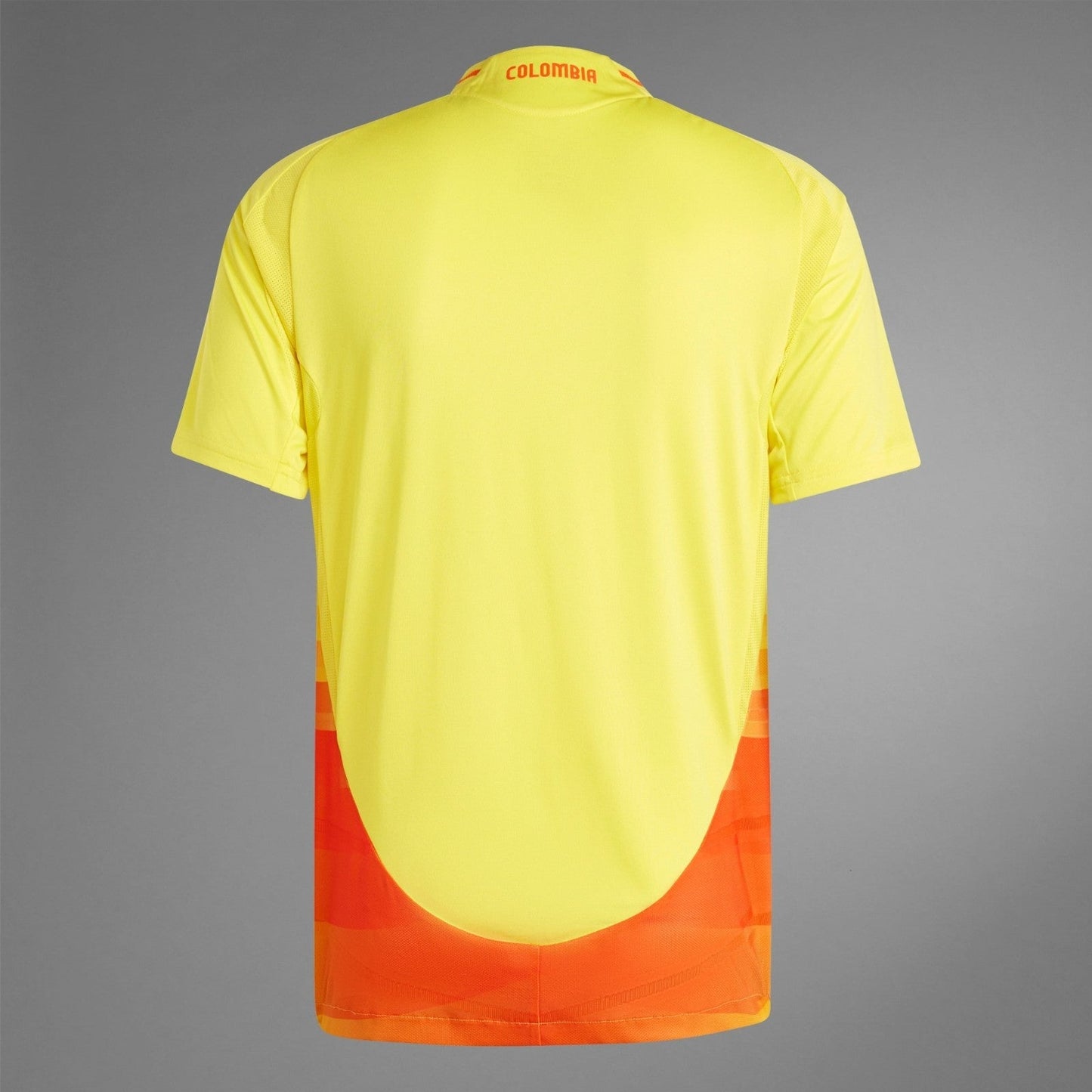 PRIMERA EQUIPACIÓN COLOMBIA 2023/24