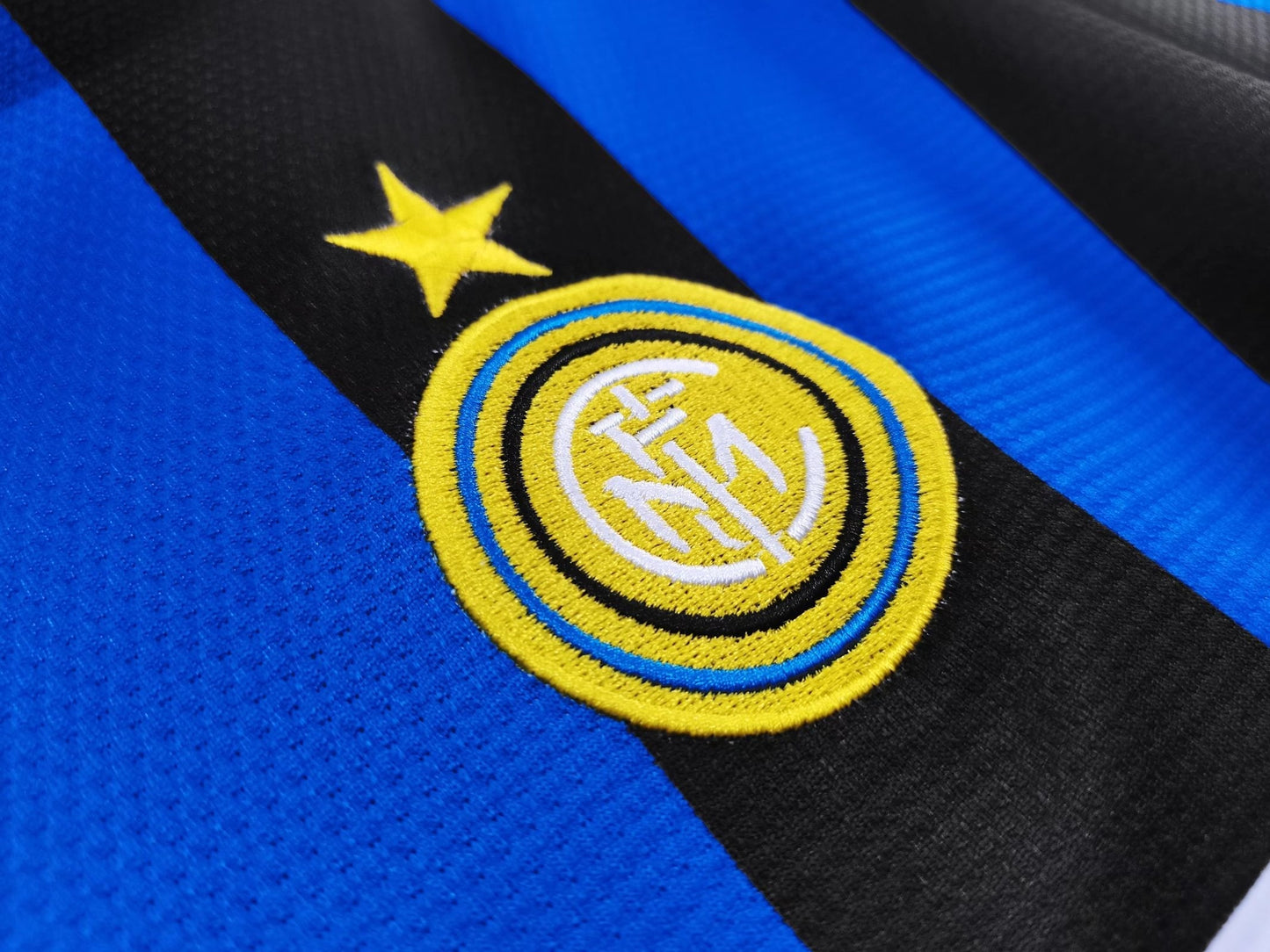 EQUIPACIÓN RETRO INTER DE MILAN  1998/99