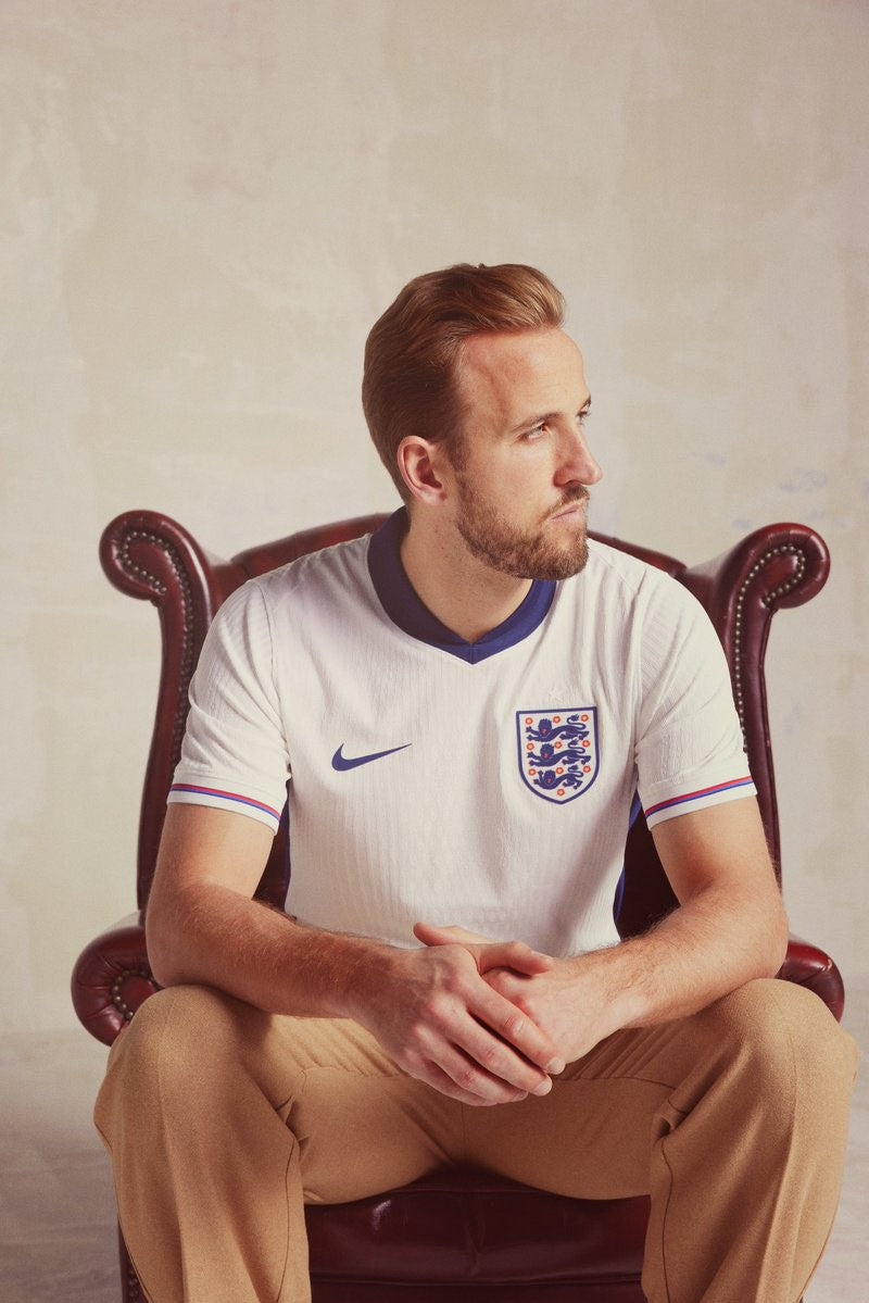 PRIMERA EQUIPACIÓN INGLATERRA 2023/24