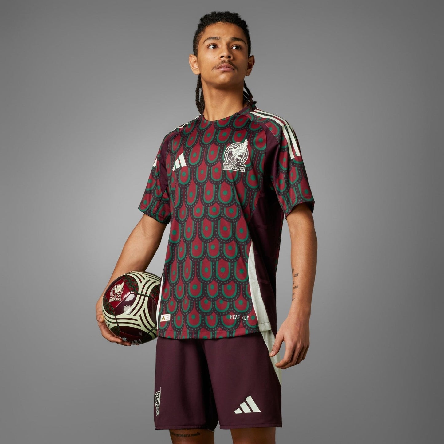 PRIMERA EQUIPACIÓN MÉXICO 2023/24