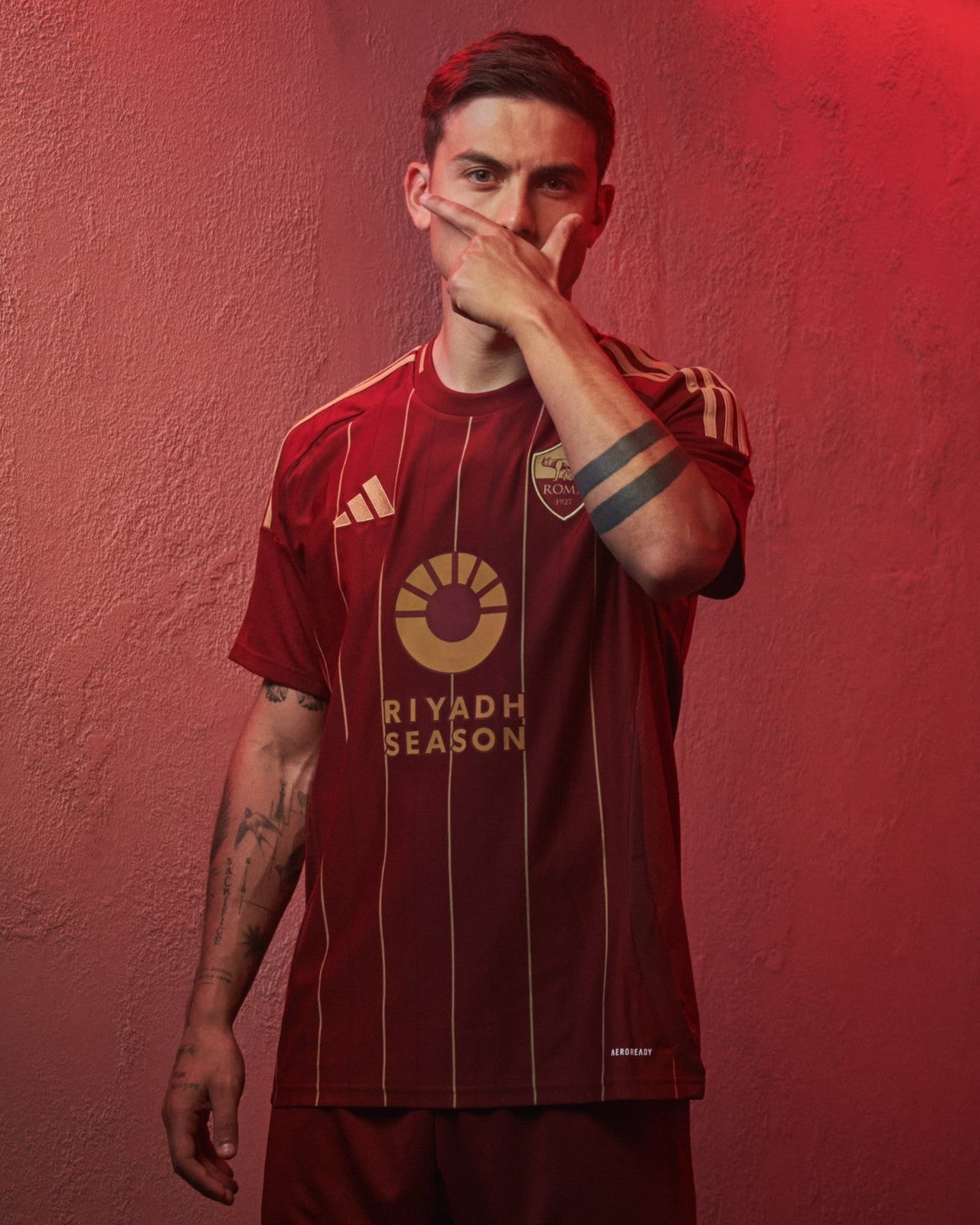 PRIMERA EQUIPACIÓN AS ROMA 2024/25