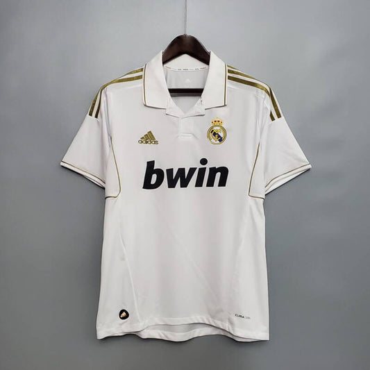 EQUIPACIÓN RETRO REAL MADRID 2011-12