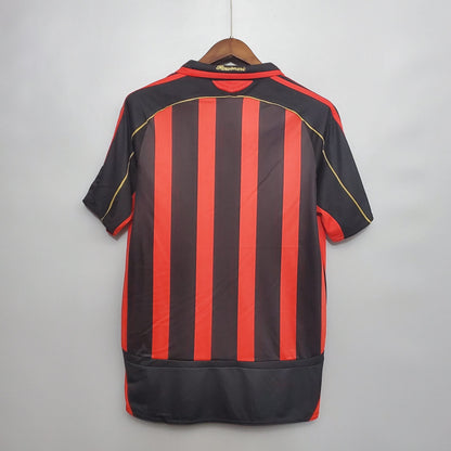 EQUIPACIÓN RETRO AC MILAN 2006-07