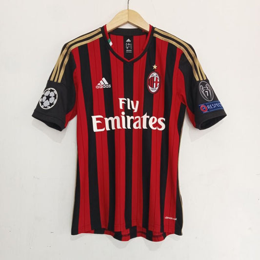 EQUIPACIÓN RETRO AC MILAN 2013 2014